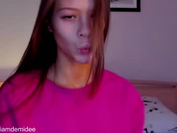 latina cam girl _demi_dee_ image #748702