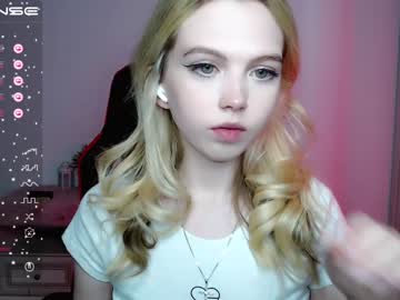latina cam girl small_blondee image #2531709
