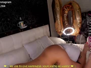 latina cam girl queenafina image #2970384