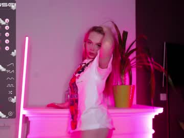 latina cam girl small_blondee image #1698656