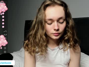 latina cam girl mxxnsxsul image #1858071
