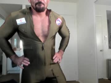 latina cam man benjibastian image #3305513