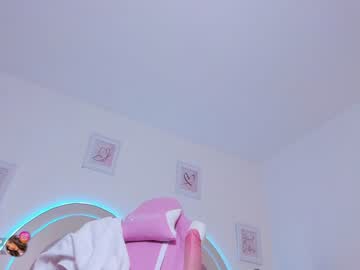 latina cam girl danii_xoxo image #4262857