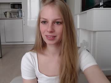 latina cam girl magic_couple13 image #1120893