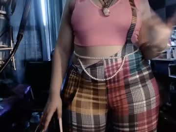 latina cam girl asstasticgamer image #915916