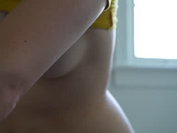 latina cam girl ellaa91 image #1430209