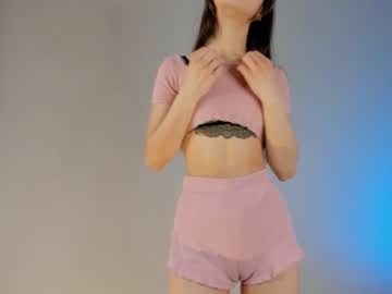 latina cam girl neferpita image #2914597