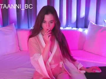 latina cam girl taanni_bc image #1900101