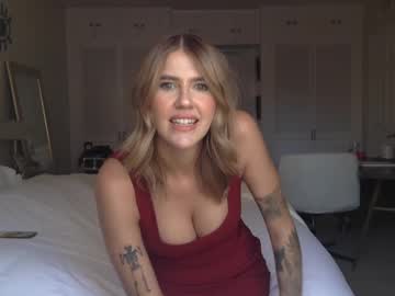 latina cam girl clairerae image #4658167