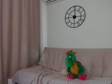 latina cam girl eleonora_linn image #2025242