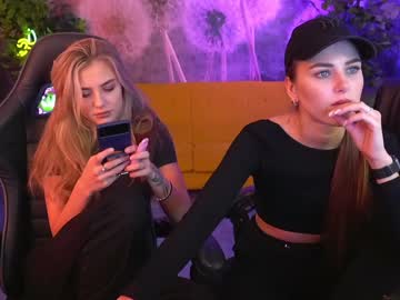 latina cam couple kira0541 image #1744954