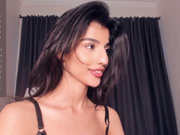 latina cam girl suzannedavise image #3935243