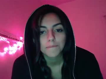 latina cam girl genesismoselle image #2963561