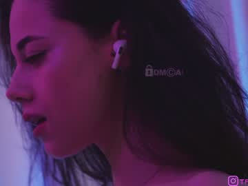 latina cam girl taanni_bc image #4230855