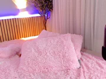 latina cam girl little_effy18 image #4577806