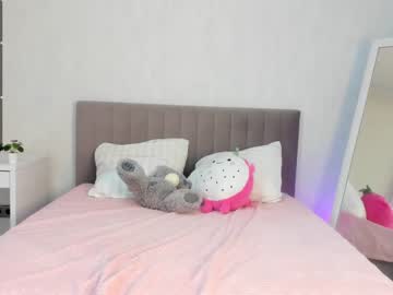 latina cam girl alisaa_1 image #1550349