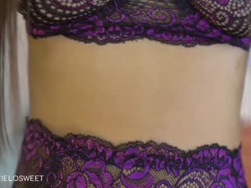 latina cam girl cielo69_ image #1606089