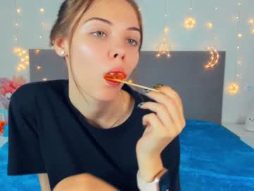 latina cam girl elza_99 image #1572033