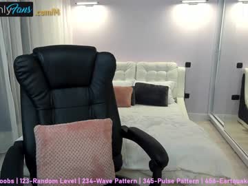 latina cam girl haileygrx image #725339