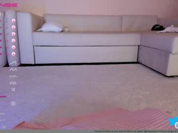 latina cam girl hollyextra image #2447380
