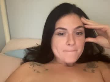 latina cam girl blossomingerica image #4683567