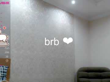 latina cam girl small_blondee image #2414284