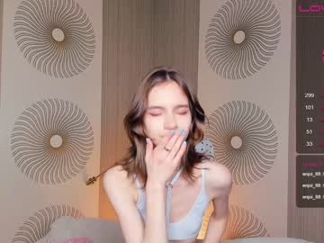 latina cam girl happiness_call image #3279831