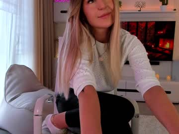latina cam girl sweet__sugar image #3599840