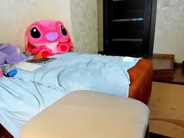 latina cam girl l0ve_sh0w image #3122965