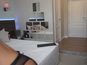 latina cam girl erikabee image #1140374