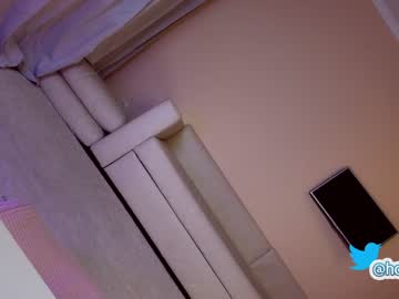latina cam girl hollyextra image #2045085