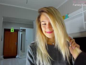 latina cam girl crazzy_cherry image #3610342