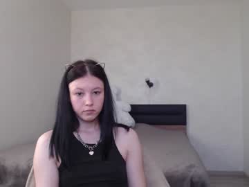 alexa_little latina cam