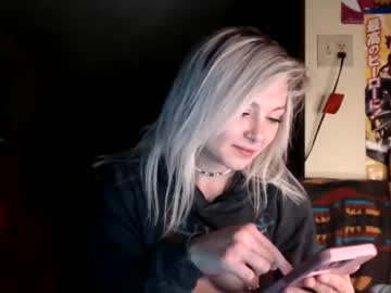 latina cam girl kipsy420 image #2063172