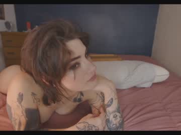 latina cam girl aynmarie image #2538729