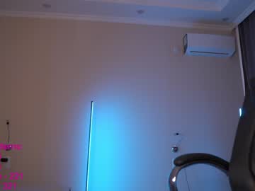 latina cam girl lindamei image #158237