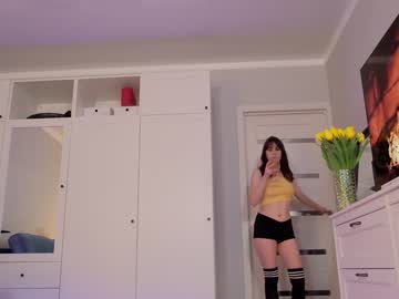 latina cam girl _blackbee_ image #674314