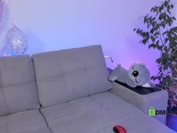 latina cam girl lonelyflowerr image #3159390