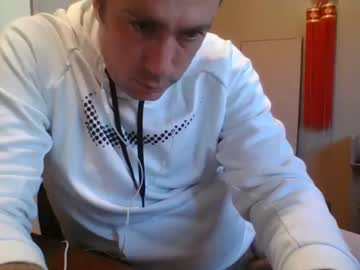 latina cam man ben_running1610 image #865488