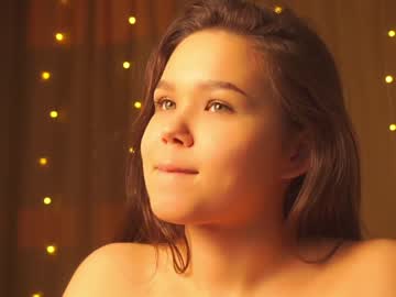 latina cam girl helenmoors image #2809896