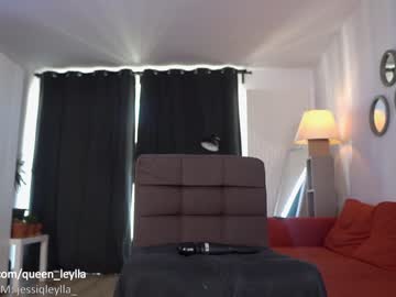 latina cam girl queen_leylla image #747597