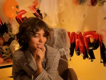 latina cam girl lenaelisabeth image #3726338
