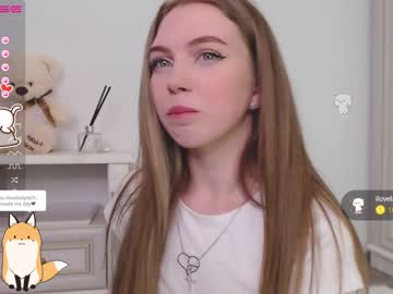 latina cam girl small_blondee image #2045717