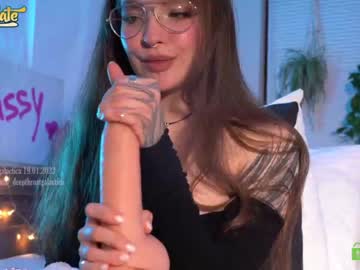latina cam girl _deepthroatgalactica image #2356013