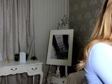 latina cam girl chocolate_berries image #4662191