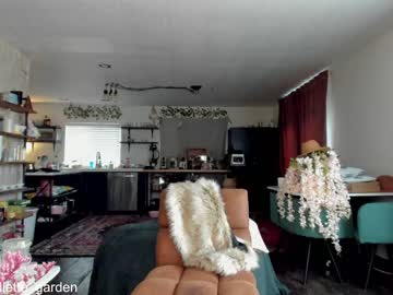 latina cam girl juliette_garden image #1038205