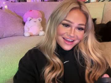 latina cam girl ari_02 image #4514377