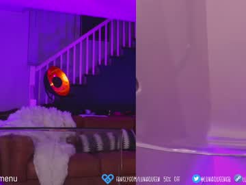 latina cam girl lunaqueeeen image #3449774