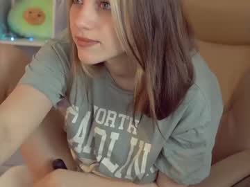 latina cam girl mia_milagros image #1091759