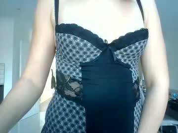 latina cam girl eatmypie69 image #3776886